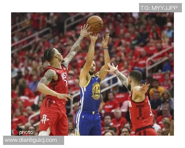 火箭与勇士激战抢七决胜局实况回顾与精彩瞬间分析